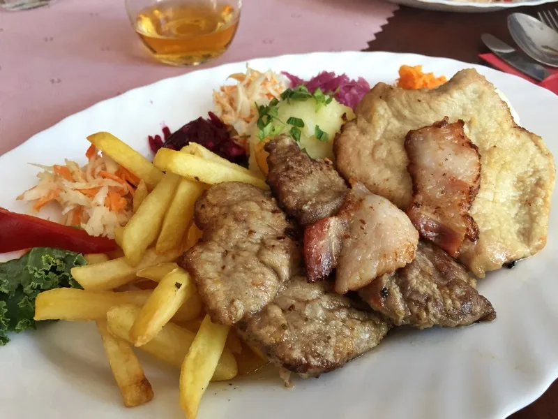 Restauracje w Zabrzu - dobre jedzenie - Balaton